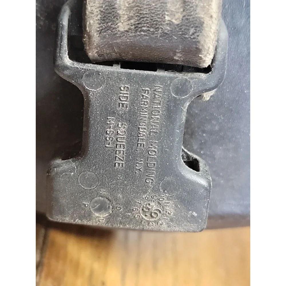 Genuine  Harley-Davidson Sportster Side Squeeze Bags M66-1